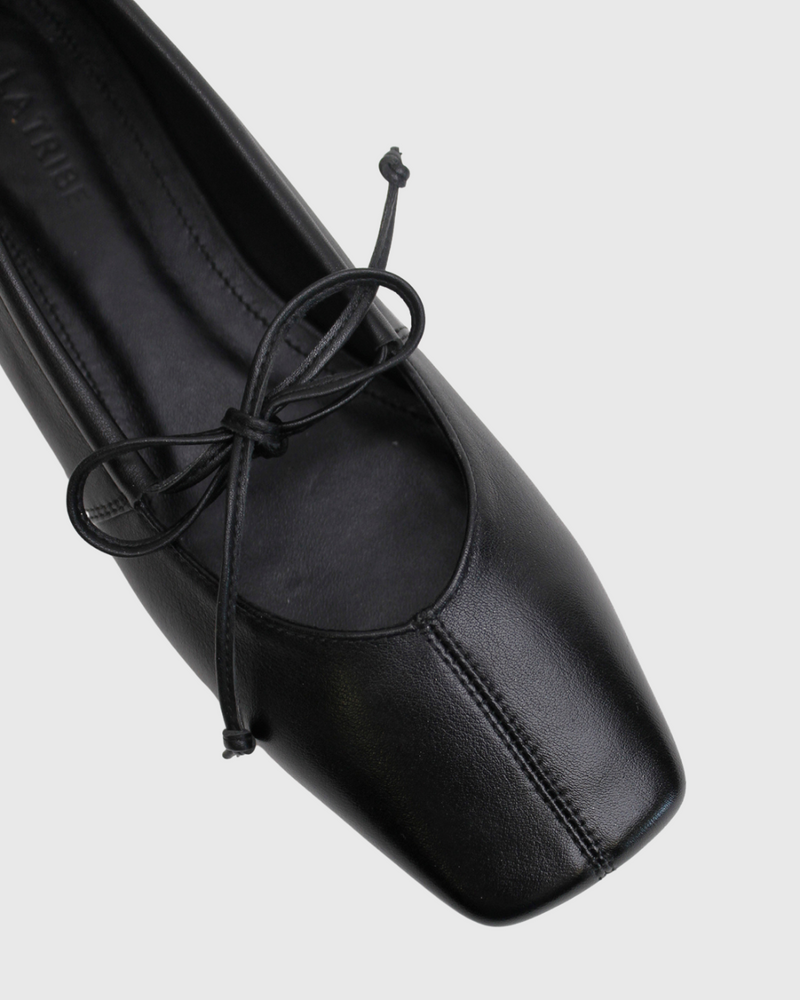 Square Toe Flat Black