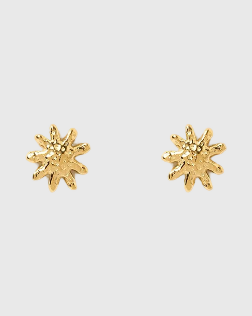 Magnolia Studs Gold