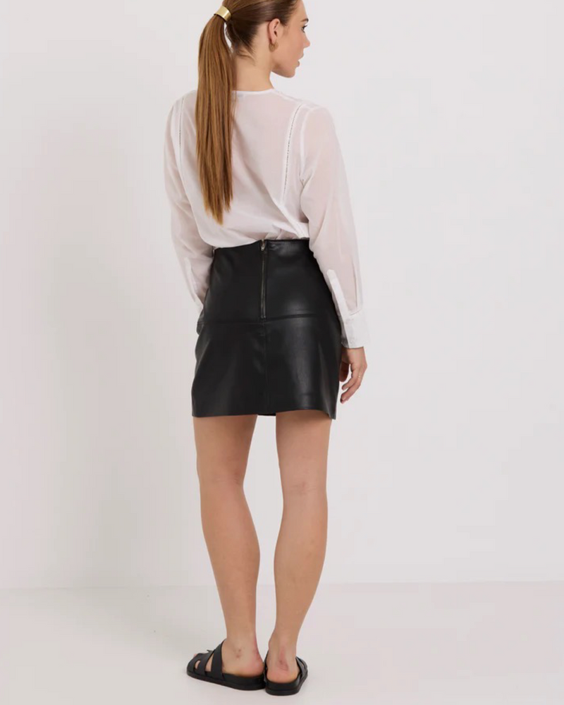 Emili Mini Skirt Vegan Black